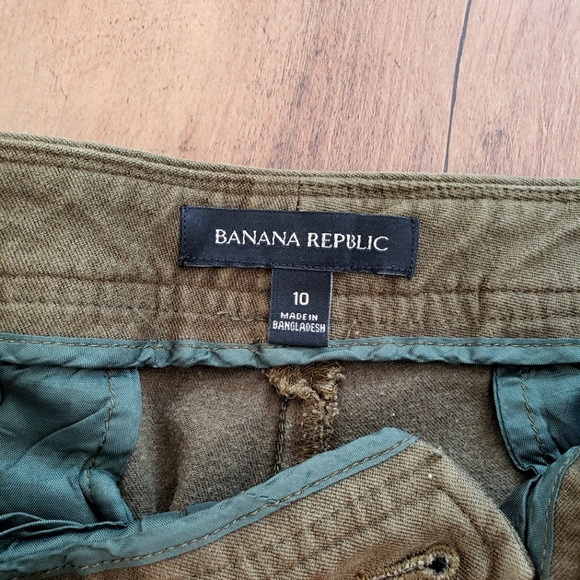 Banana Republic Cargo Pants - Picture 2 of 2